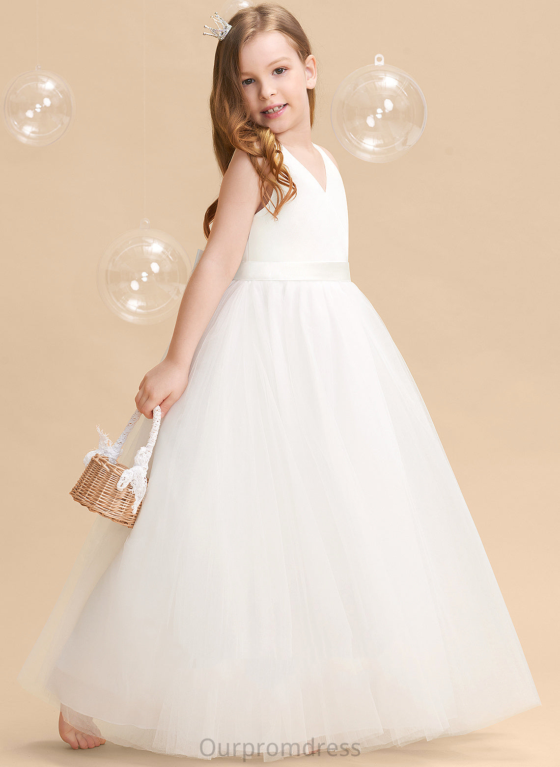 Tulle Flower Girl Dresses Sleeveless V-neck Ball-Gown/Princess Girl Flower Dress Floor-length - With Bow(s)/V Back Emilie