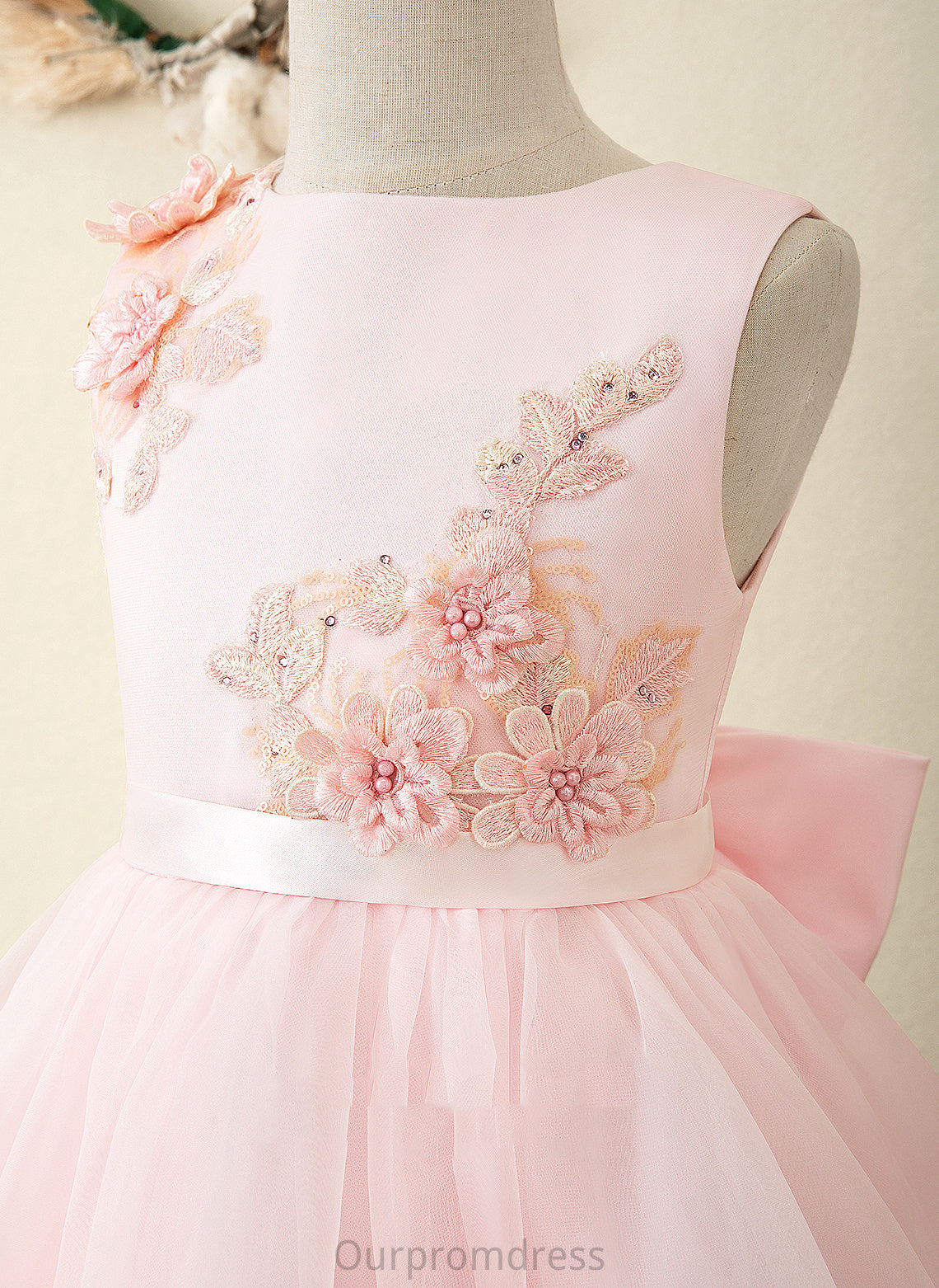 A-Line Scoop Sleeveless (Undetachable Kaiya Knee-length Flower Girl Dresses Neck - With sash) Girl Dress Sash/Flower(s)/Bow(s) Flower Organza/Satin/Lace