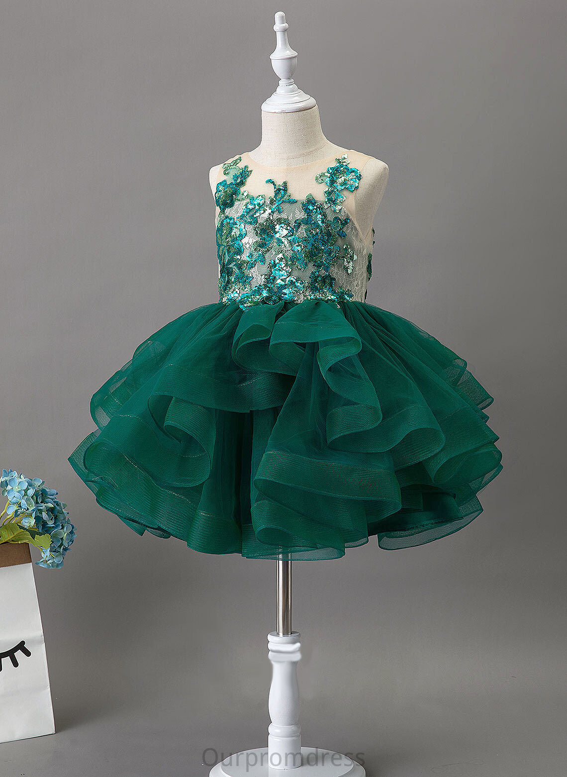 Scoop Dress - Knee-length Ball-Gown/Princess Sleeveless Neck Tulle/Lace/Sequined Girl Flower Girl Dresses Emery Flower