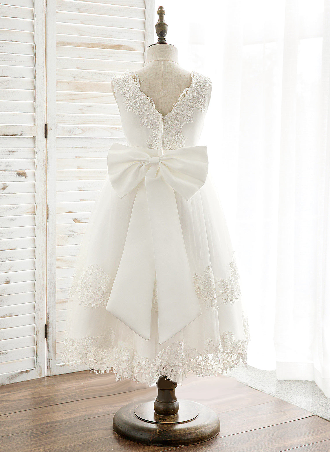 V-neck Bow(s)/V Regina Back Dress - Flower Girl Dresses Tea-length Girl With Sleeveless Tulle/Lace A-Line Flower