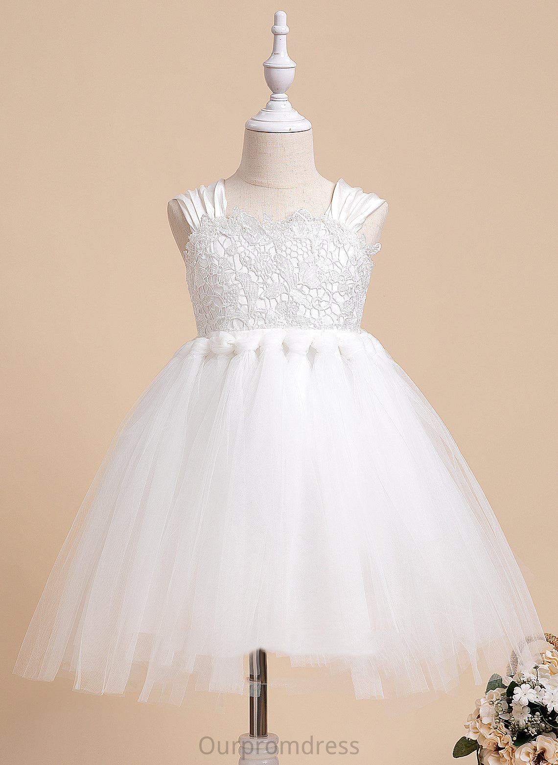 Knee-length Ball-Gown/Princess Tulle Dress Neckline Flower Jessica - Flower Girl Dresses Square Sleeveless Girl With Bow(s)