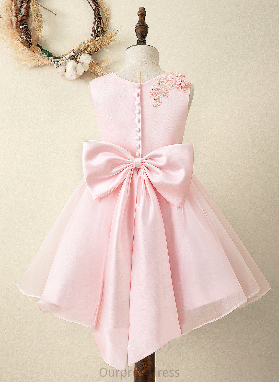 A-Line Scoop Sleeveless (Undetachable Kaiya Knee-length Flower Girl Dresses Neck - With sash) Girl Dress Sash/Flower(s)/Bow(s) Flower Organza/Satin/Lace