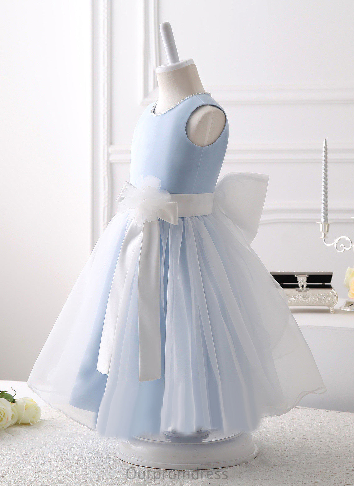 - Scoop Dress With Sleeveless Girl Neck Flower Girl Dresses Knee-length Flower Kamila Beading/Flower(s)/Bow(s) Organza A-Line