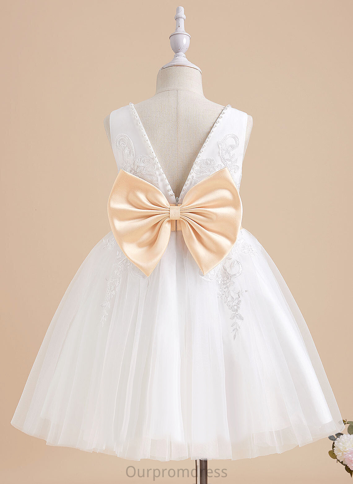 Sleeveless - Tulle/Lace Sash/Beading/Bow(s) Dress V-neck Flower A-Line Flower Girl Dresses Knee-length With Girl Alexia