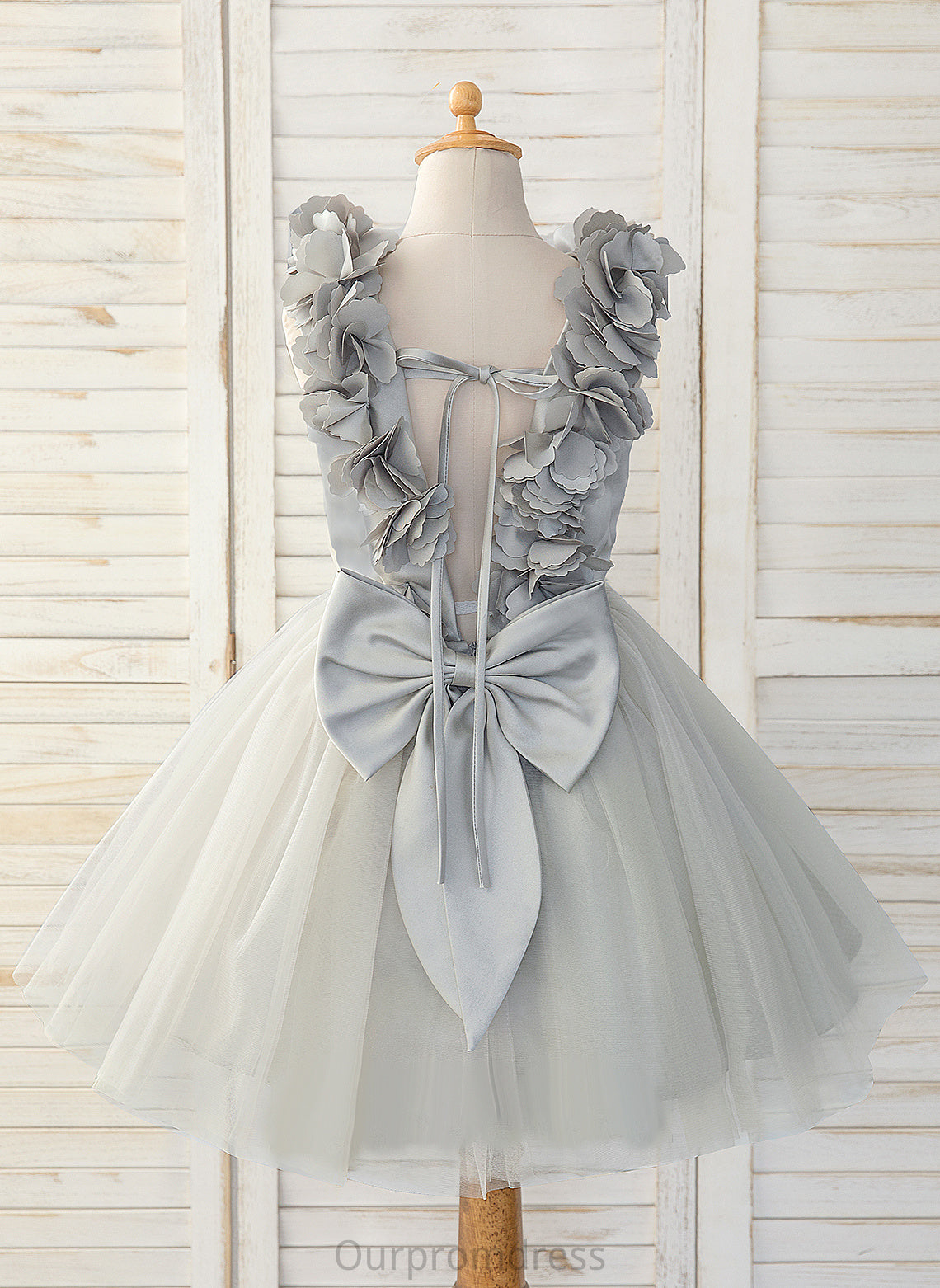 Bow(s) A-Line Girl Dress Scoop Sleeveless Flower Satin/Tulle Kayden Knee-length - With Flower Girl Dresses Neck