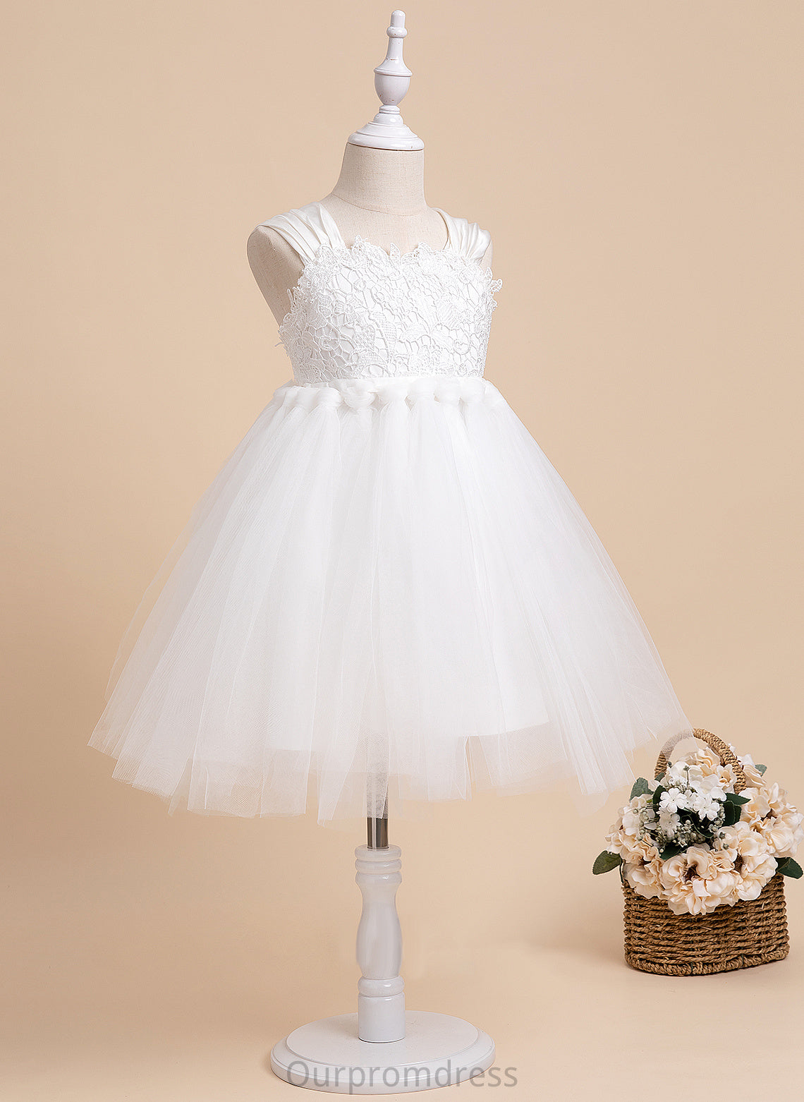 Knee-length Ball-Gown/Princess Tulle Dress Neckline Flower Jessica - Flower Girl Dresses Square Sleeveless Girl With Bow(s)