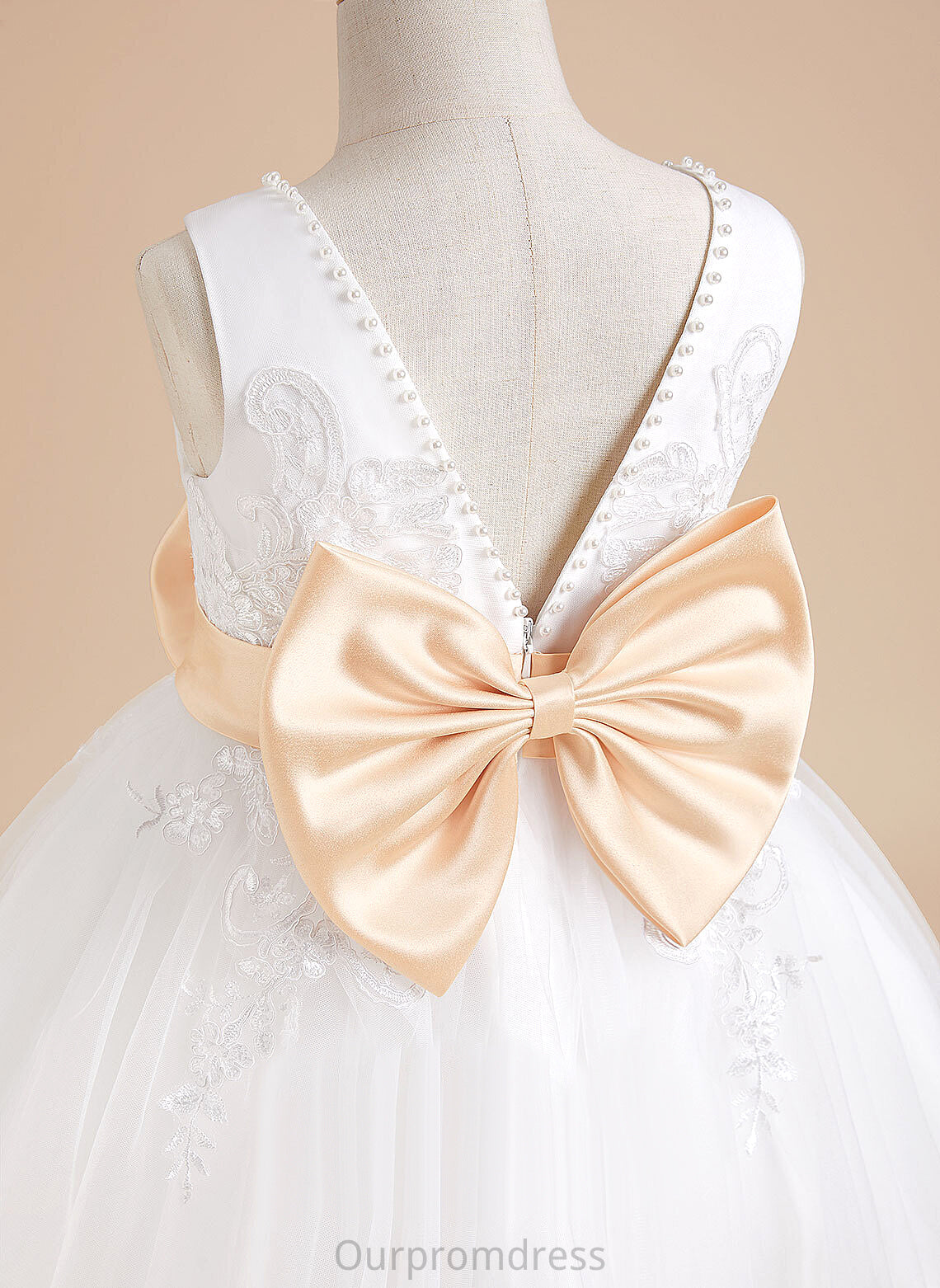 Sleeveless - Tulle/Lace Sash/Beading/Bow(s) Dress V-neck Flower A-Line Flower Girl Dresses Knee-length With Girl Alexia