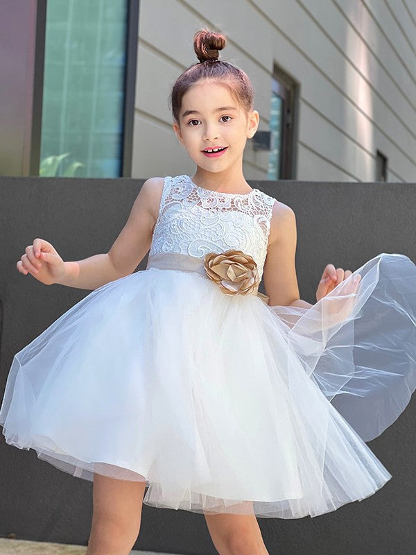 A-Line/Princess Tulle Lace Scoop Sleeveless Knee-Length Flower Girl Dresses TPP0007480