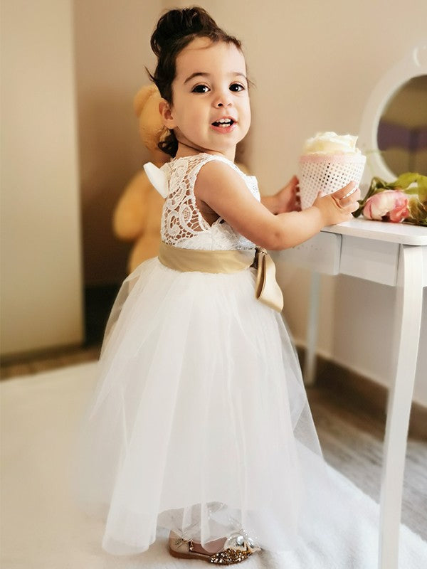 A-Line/Princess Tulle Sash/Ribbon/Belt Scoop Sleeveless Knee-Length Flower Girl Dresses TPP0007546